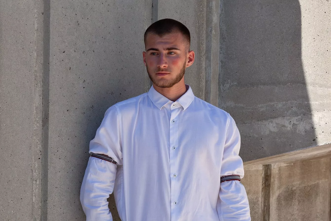 Elastic sleeve like grand dad